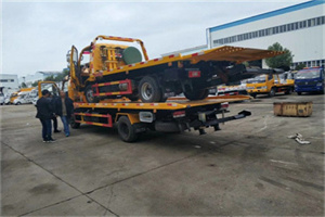 小金同城汽车补胎